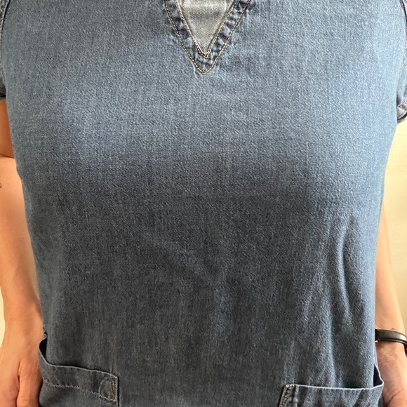 Converse short sleeve two tone denim shirt with pockets - Picture 3 of 3